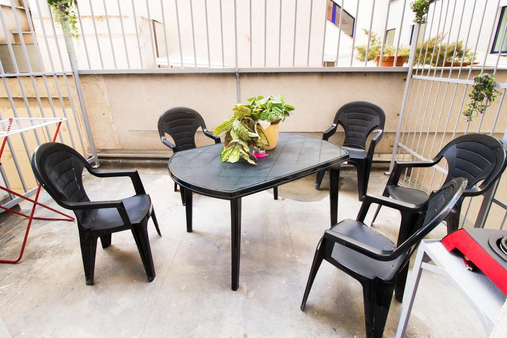 Appartement Ve Smeckach With A Big Terrace *